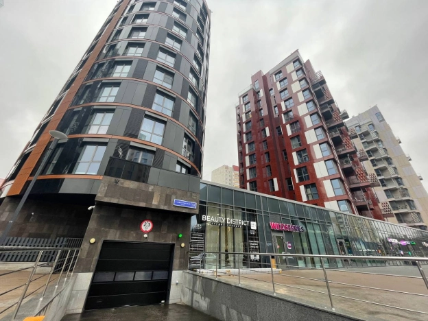 Купить квартиру у метро Новомосковская в Москве. Вариант № 6871295, 23, площадь -  квм, цена 13890000 рублей