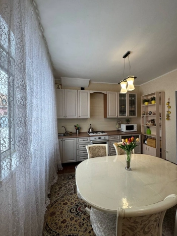 Купить дом в Микрорайоне Прометей, Октябрьский в Октябрьском. Вариант № 4837, 2, площадь -  квм, цена 11000000 рублей