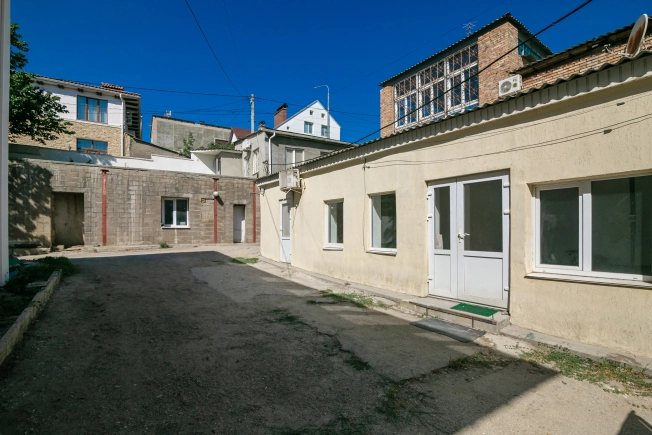 Купить коммерческую недвижимость в Севастополе. Вариант № 2065129, 0, площадь -  квм, цена 28000000 рублей