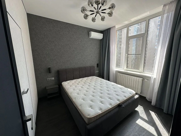 Купить двухкомнатную квартиру в районе Кировский в Ростове-на-Дону. Вариант № 1643647, 13, площадь -  квм, цена 17000000 рублей