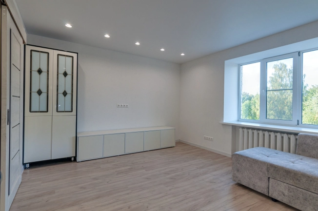 Купить двухкомнатную квартиру на улице Майская в Вологодской области. Вариант № 5447817, 3, площадь -  квм, цена 7900000 рублей