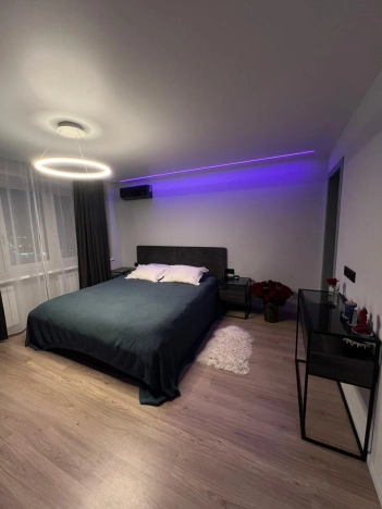 Купить квартиру в Москве. Вариант № 9999684, 3, площадь -  квм, цена 14700000 рублей