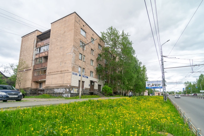 Купить квартиру в районе Голиковка в Петрозаводске. Вариант № 48472, 15, площадь -  квм, цена 5450000 рублей