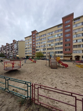 Купить двухкомнатную квартиру на улице 20-летия Октября в Воронеже. Вариант № 8372034, 8, площадь -  квм, цена 3050000 рублей