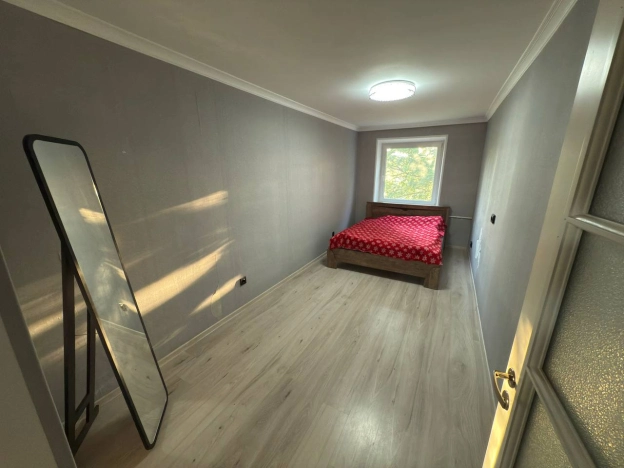 Купить трехкомнатную квартиру в районе Центральный в Калининграде. Вариант № 52135, 0, площадь -  квм, цена 6300000 рублей