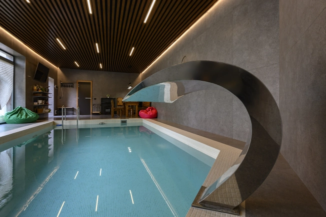 Купить дом в Москве. Вариант № 9002893, 7, площадь -  квм, цена 24900000 рублей