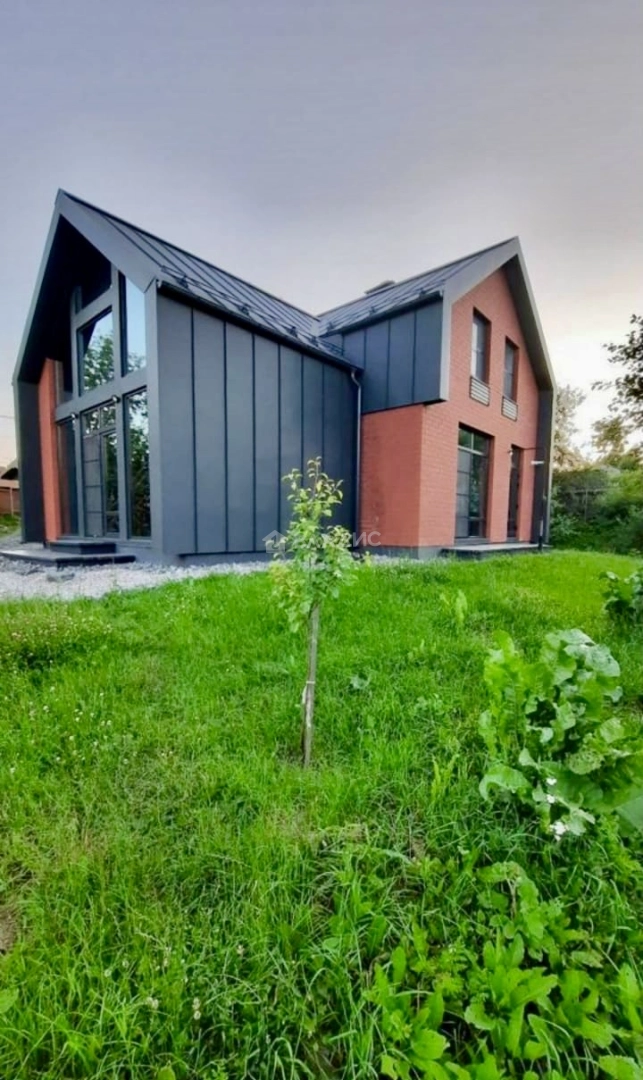 Photo https://36000382-a1c2-4a8a-a109-3fc3bfc73cf7.selcdn.net/App/Entity/ObjectRealty/ObjectRealty/AR/dbe2e955-764e-4fa0-89ab-f3f987a01f9f/VoncUaIiclb77Jm1Y2GUPPAzZEHsKrqTU5QxnSHG.jpg.compressed.webp