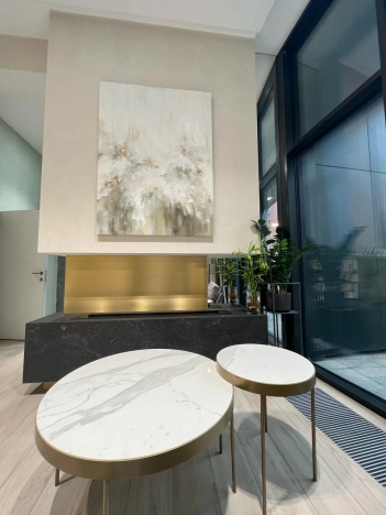 Купить квартиру в Москве. Вариант № 9745998, 10, площадь -  квм, цена 18300000 рублей