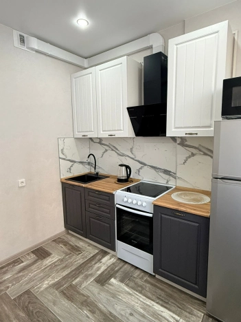 Снять квартиру в Тобольске. Вариант № 9640220, 4, площадь -  квм, цена 45000 рублей