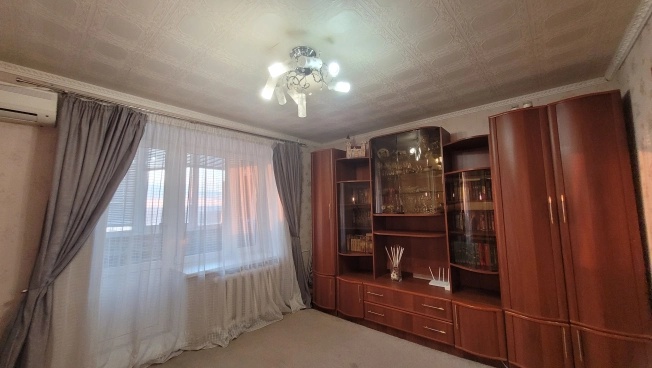 Купить двухкомнатную квартиру в Ленинградской области. Вариант № 8429627, 8, площадь -  квм, цена 6390000 рублей