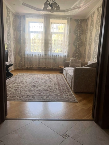 Купить квартиру в Москве. Вариант № 8428512, 2, площадь -  квм, цена 21950000 рублей