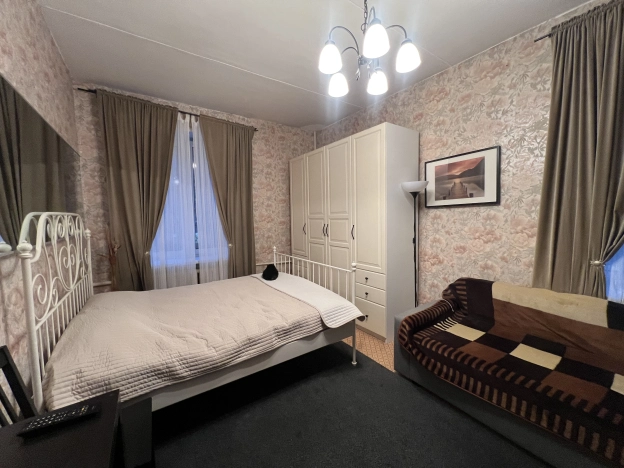 Купить квартиру в Москве. Вариант № 8541907, 18, площадь -  квм, цена 25500000 рублей