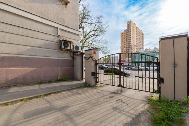 . Вариант № 2005125, 23, площадь - 74.7 квм, цена 15000000 рублей