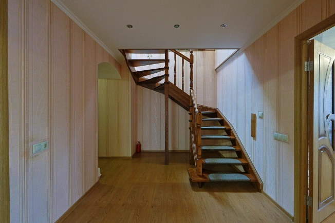 Купить четырехкомнатную квартиру в Калининградской области. Вариант № 3668994, 21, площадь -  квм, цена 7700000 рублей