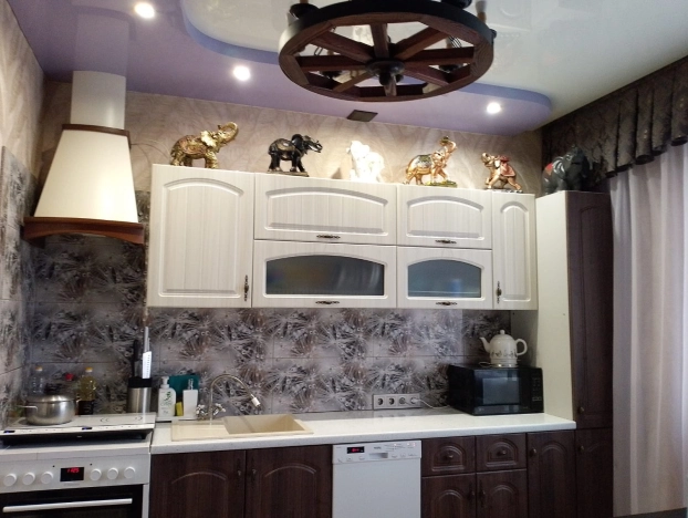 Купить двухкомнатную квартиру в Тюменской области. Вариант № 4102, 2, площадь -  квм, цена 6400000 рублей