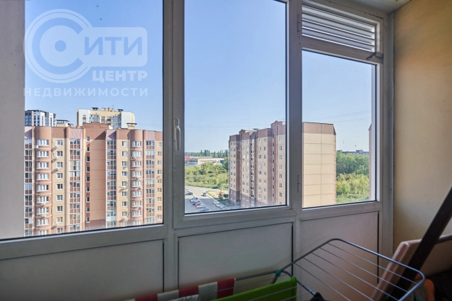 Купить однокомнатную квартиру в районе Советский в Воронеже. Вариант № 3982143, 3, площадь -  квм, цена 3200000 рублей