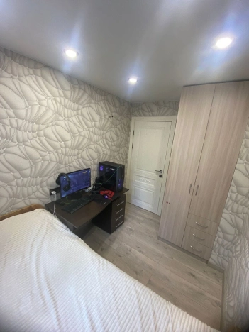 Купить двухкомнатную квартиру на улице Петухова в Новосибирске. Вариант № 25718, 6, площадь -  квм, цена 4900000 рублей