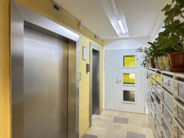 Купить квартиру в районе Марфино в Москве. Вариант № 40762, 8, площадь -  квм, цена 32499999.0000 рублей