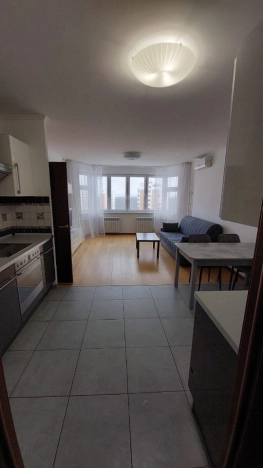 Купить двухкомнатную квартиру на вторичке в Москве. Вариант № 9556603, 32, площадь -  квм, цена 17000000 рублей