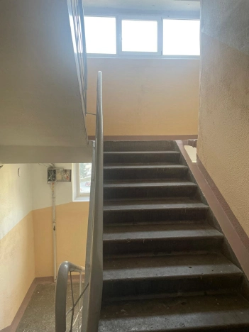 Купить трехкомнатную квартиру в районе Ленинский в Новосибирске. Вариант № 40405, 22, площадь -  квм, цена 5750000 рублей