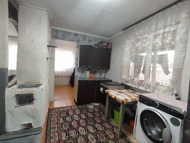 Купить дом на улице Совхозная в Тюменской области. Вариант № 8854245, 10, площадь -  квм, цена 2800000 рублей