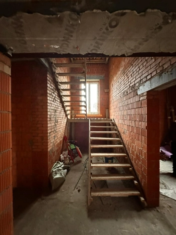 Купить дом на улице Садовая в Тульской области. Вариант № 9090323, 10, площадь -  квм, цена 12000000 рублей