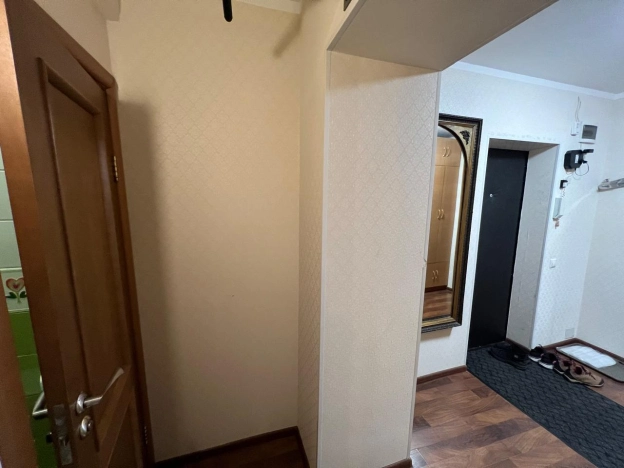 Купить квартиру в Москве. Вариант № 10419760, 23, площадь -  квм, цена 27200000 рублей