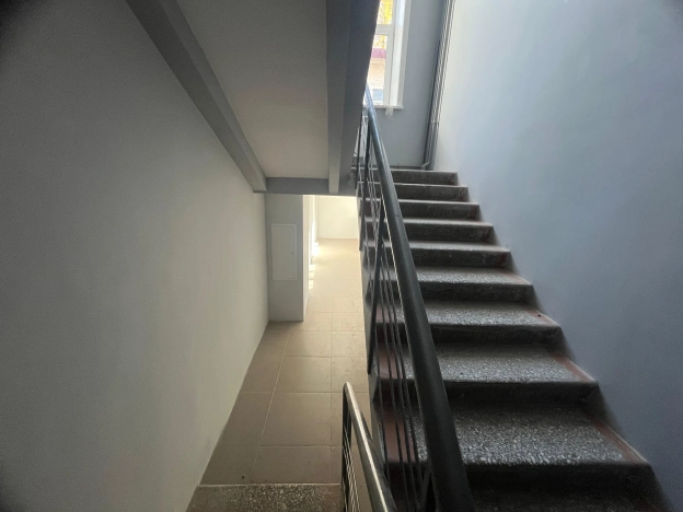 Купить трехкомнатную квартиру в Иркутской области. Вариант № 7193599, 9, площадь -  квм, цена 3999999 рублей