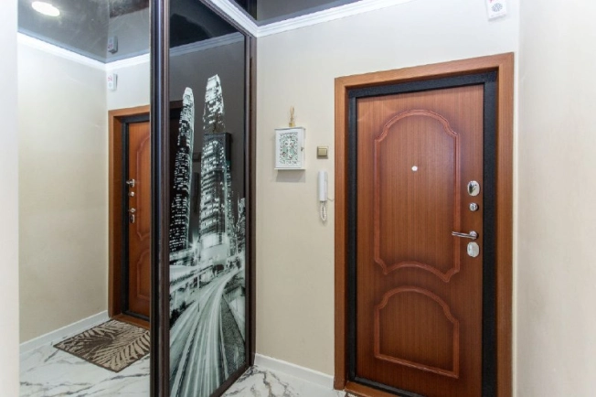 Купить квартиру в Тобольске. Вариант № 9148570, 18, площадь -  квм, цена 5500000 рублей