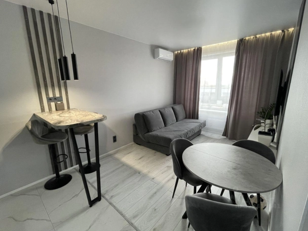 Купить квартиру в Москве. Вариант № 10064743, 6, площадь -  квм, цена 14200000 рублей