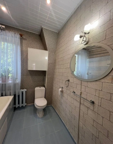 Купить трехкомнатную квартиру в Калининграде. Вариант № 7526518, 16, площадь -  квм, цена 5900000 рублей