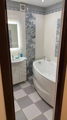 Купить однокомнатную квартиру в Ростовской области. Вариант № 10007650, 14, площадь -  квм, цена 7900000 рублей