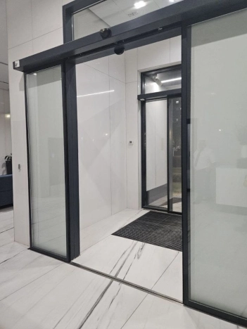 Купить квартиру в Москве. Вариант № 9718016, 1, площадь -  квм, цена 45400000 рублей