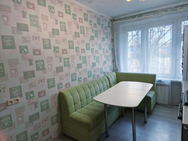 Купить квартиру в Москве. Вариант № 9832251, 6, площадь -  квм, цена 12850000 рублей