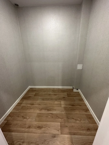 Снять квартиру у метро Площадь Гарина-Михайловского в Новосибирске. Вариант № 8909270, 18, площадь -  квм, цена 80000 рублей