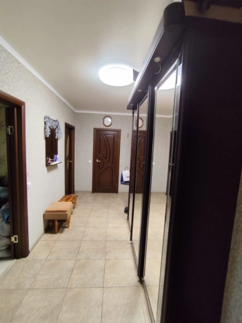 Купить двухкомнатную квартиру в Старом Осколе. Вариант № 10476272, 9, площадь -  квм, цена 7600000 рублей