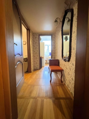 Купить квартиру в Москве. Вариант № 8431412, 5, площадь -  квм, цена 21000000 рублей