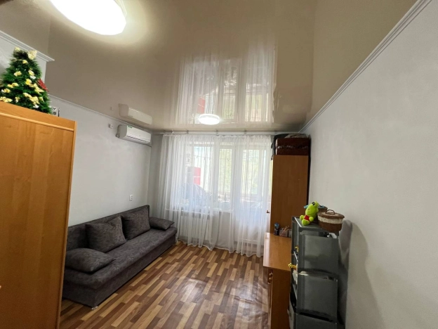 Купить однокомнатную квартиру в Республике Крым. Вариант № 42832, 0, площадь -  квм, цена 3250000 рублей