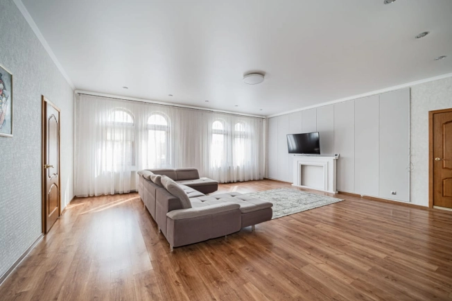 Купить дом в Калининграде. Вариант № 3276996, 16, площадь -  квм, цена 21790000 рублей