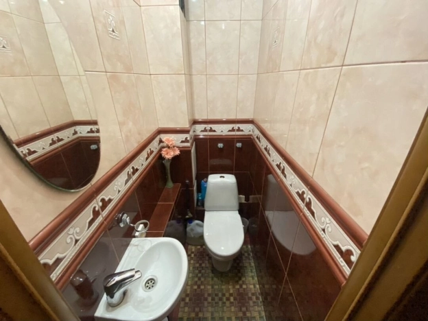 Купить трехкомнатную квартиру на улице проезд Алексея Афанасьева в Петрозаводске. Вариант № 6830844, 16, площадь -  квм, цена 10200000 рублей