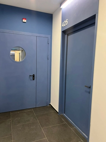 Купить квартиру в Москве. Вариант № 8425498, 16, площадь -  квм, цена 30000000 рублей