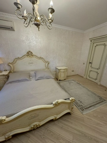 Купить квартиру в Москве. Вариант № 6828928, 15, площадь -  квм, цена 29900000 рублей