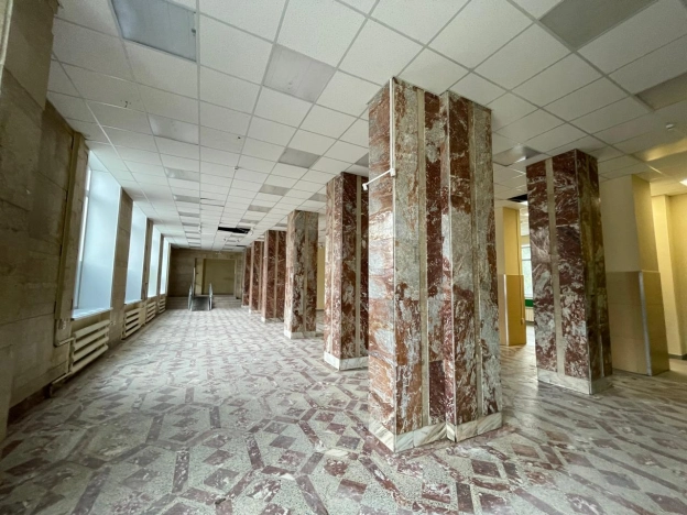 Снять коммерческую недвижимость в Новосибирске. Вариант № 5614405, 2, площадь - квм, цена 400000 рублей