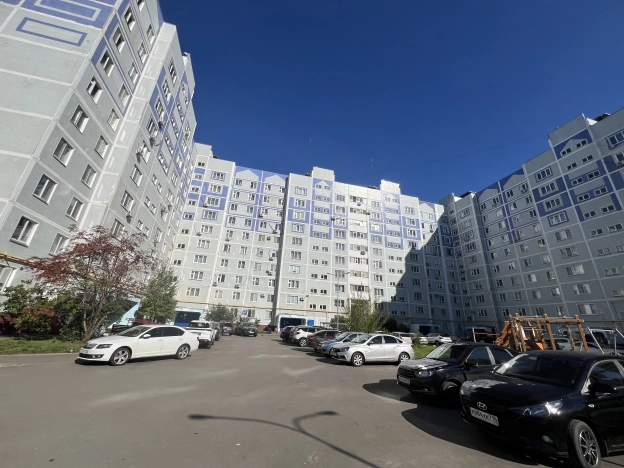 Купить трехкомнатную квартиру в Республике Татарстан (татарстан). Вариант № 6155121, 15, площадь -  квм, цена 7600000 рублей