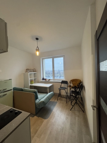 Купить однокомнатную квартиру в Санкт-Петербурге. Вариант № 9959642, 13, площадь -  квм, цена 9900000 рублей