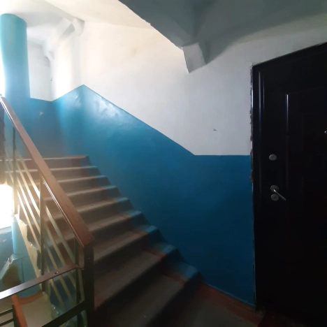 Купить трехкомнатную квартиру в Омске. Вариант № 7970, 10, площадь -  квм, цена 4500000 рублей