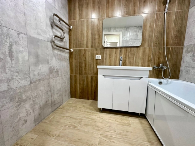 Купить трехкомнатную квартиру в районе Октябрьский в Пензе. Вариант № 9907910, 6, площадь -  квм, цена 5180000 рублей