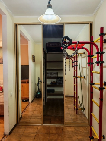 Купить однокомнатную квартиру на улице Юбилейный проспект в Химках. Вариант № 9590282, 9, площадь -  квм, цена 13500000 рублей