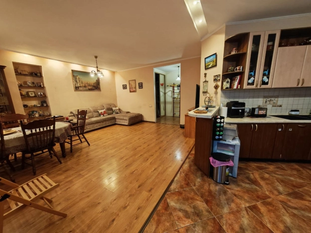 Купить однокомнатную квартиру на улице Юбилейный проспект в Химках. Вариант № 9590282, 1, площадь -  квм, цена 13500000 рублей