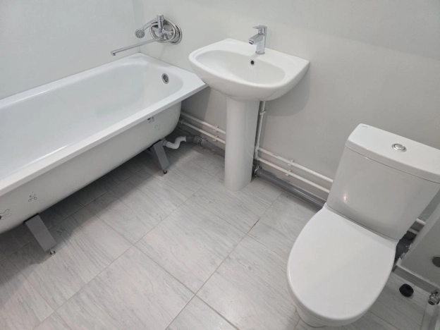 Купить трехкомнатную квартиру на улице Железнякова в Белгороде. Вариант № 8104406, 16, площадь - квм, цена 10200000 рублей